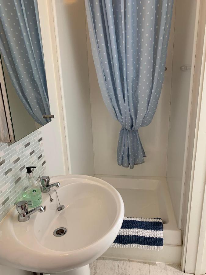 Little Karenza Is The Perfect Cornish Getaway Villa Saint Anthony Екстериор снимка