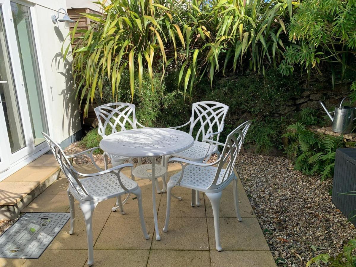 Little Karenza Is The Perfect Cornish Getaway Villa Saint Anthony Екстериор снимка