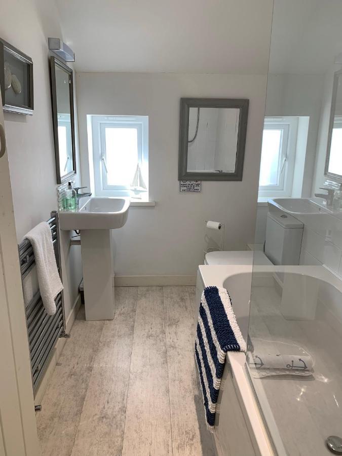 Little Karenza Is The Perfect Cornish Getaway Villa Saint Anthony Екстериор снимка